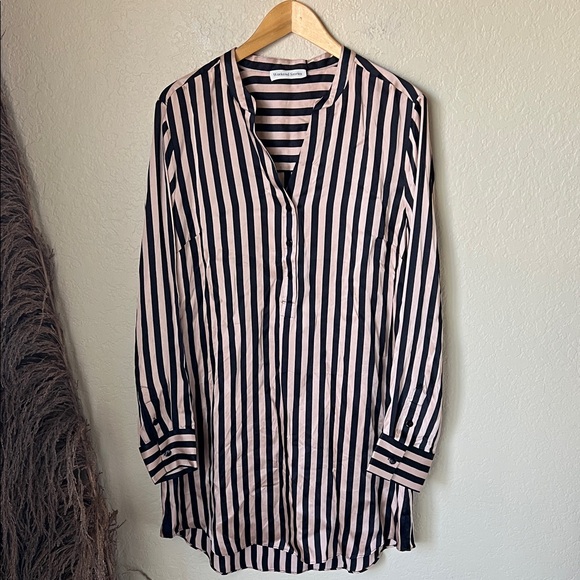 NWT weekend stories black and tan striped satin shirt dress - Picture 2 of 8